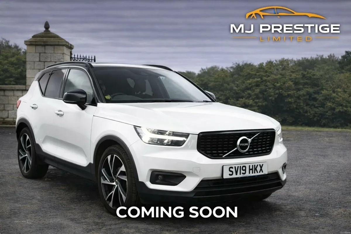 Volvo XC40 ESTATE - Image 1