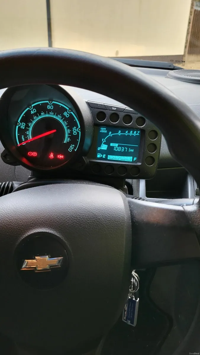 Chevrolet Spark 2011 - Image 2