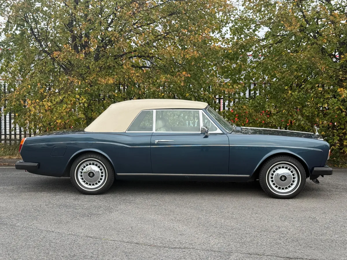 1977 Rolls Royce Corniche - Image 2