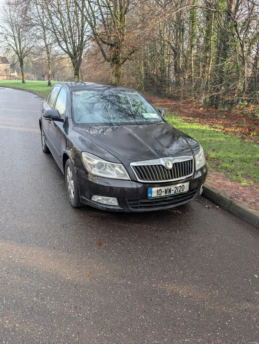 Skoda Octavia 2010 - Image 1
