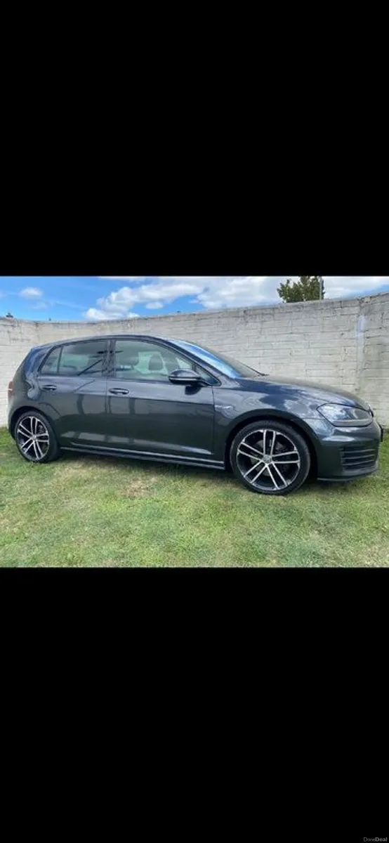 2014 Volkswagen Golf - Image 4