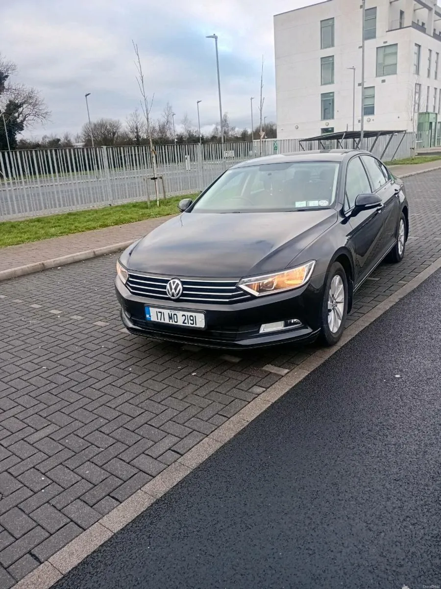 Volkswagen passat 2017/// long NCT and tax!! - Image 1
