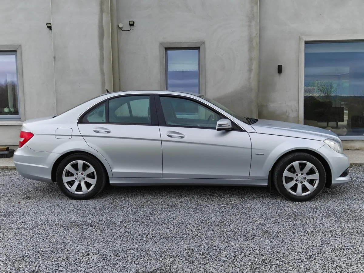 2012 Mercedes C200 CDI 6 Speed Manual - Image 3