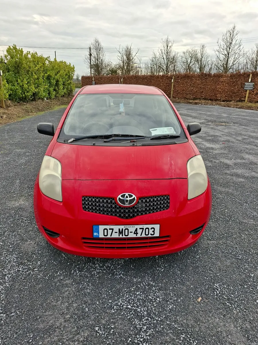 Toyota Yaris - Image 2