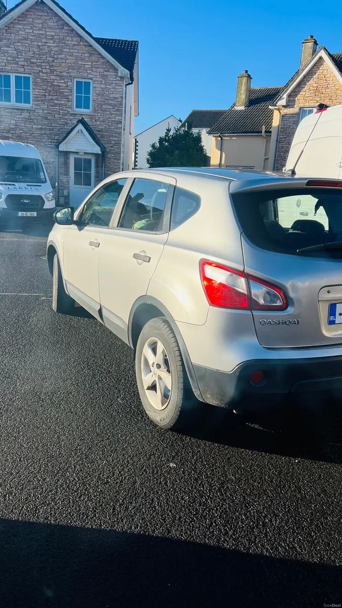 Nissan Qashqai 2010 - Image 4