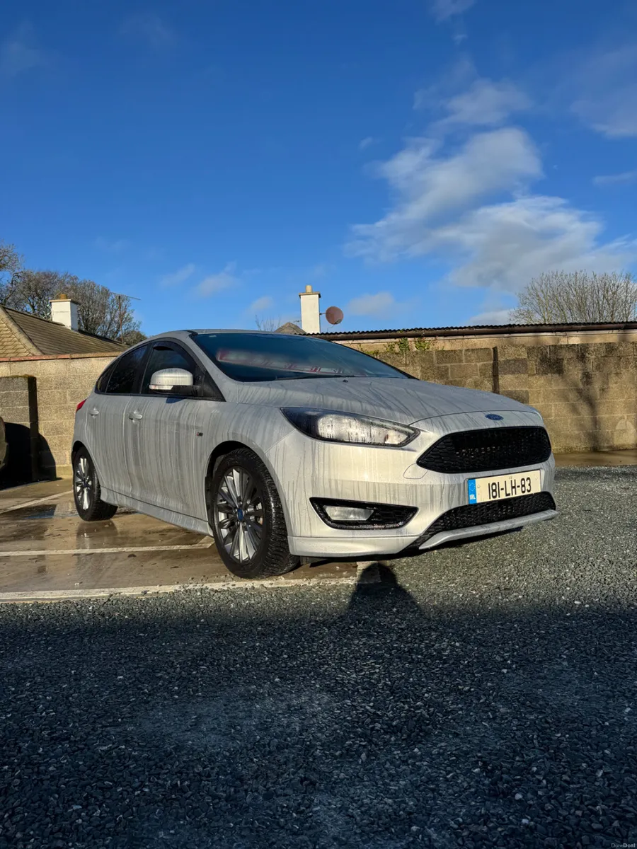 Ford Focus ST-LINE 1.5 TD - Image 3