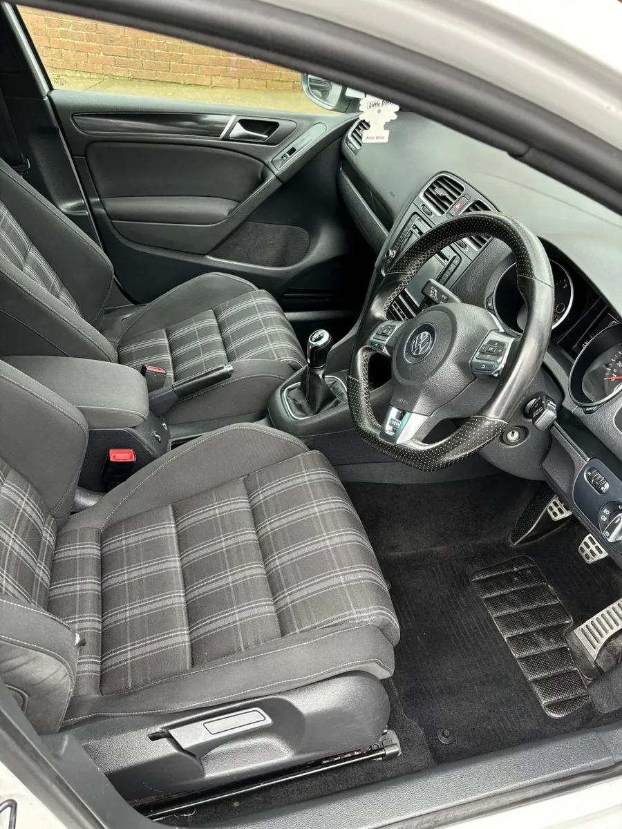 Golf GTD 170bhp 6 speed manual - Image 2