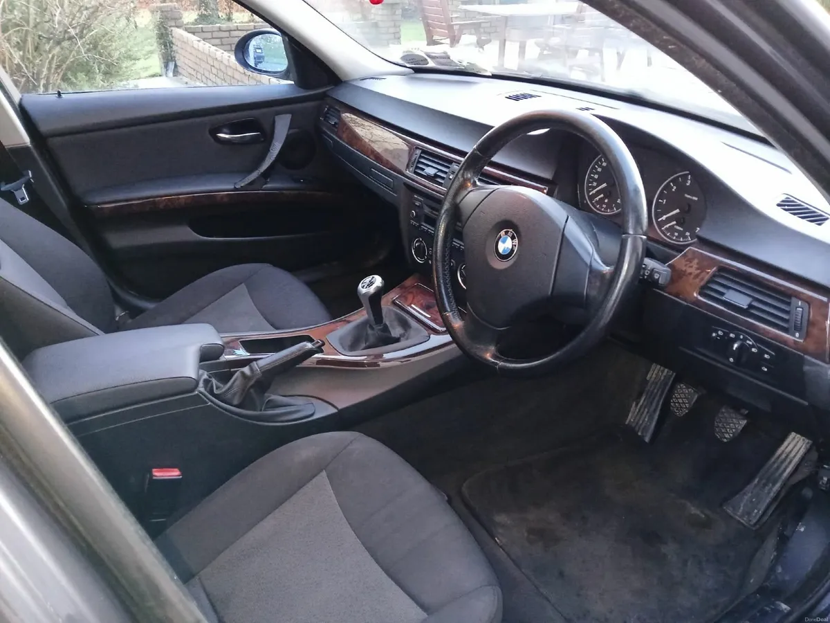 BMW 3-Series 2008 - Image 3