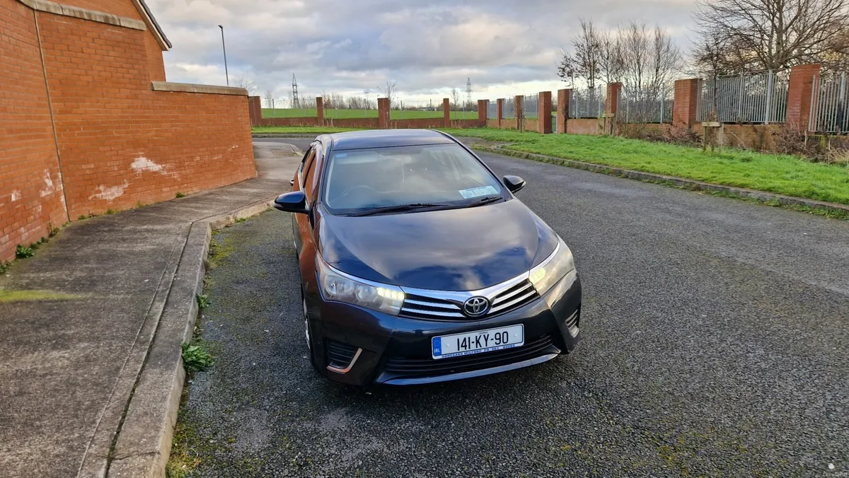 Toyota Corolla 2014 - Image 3