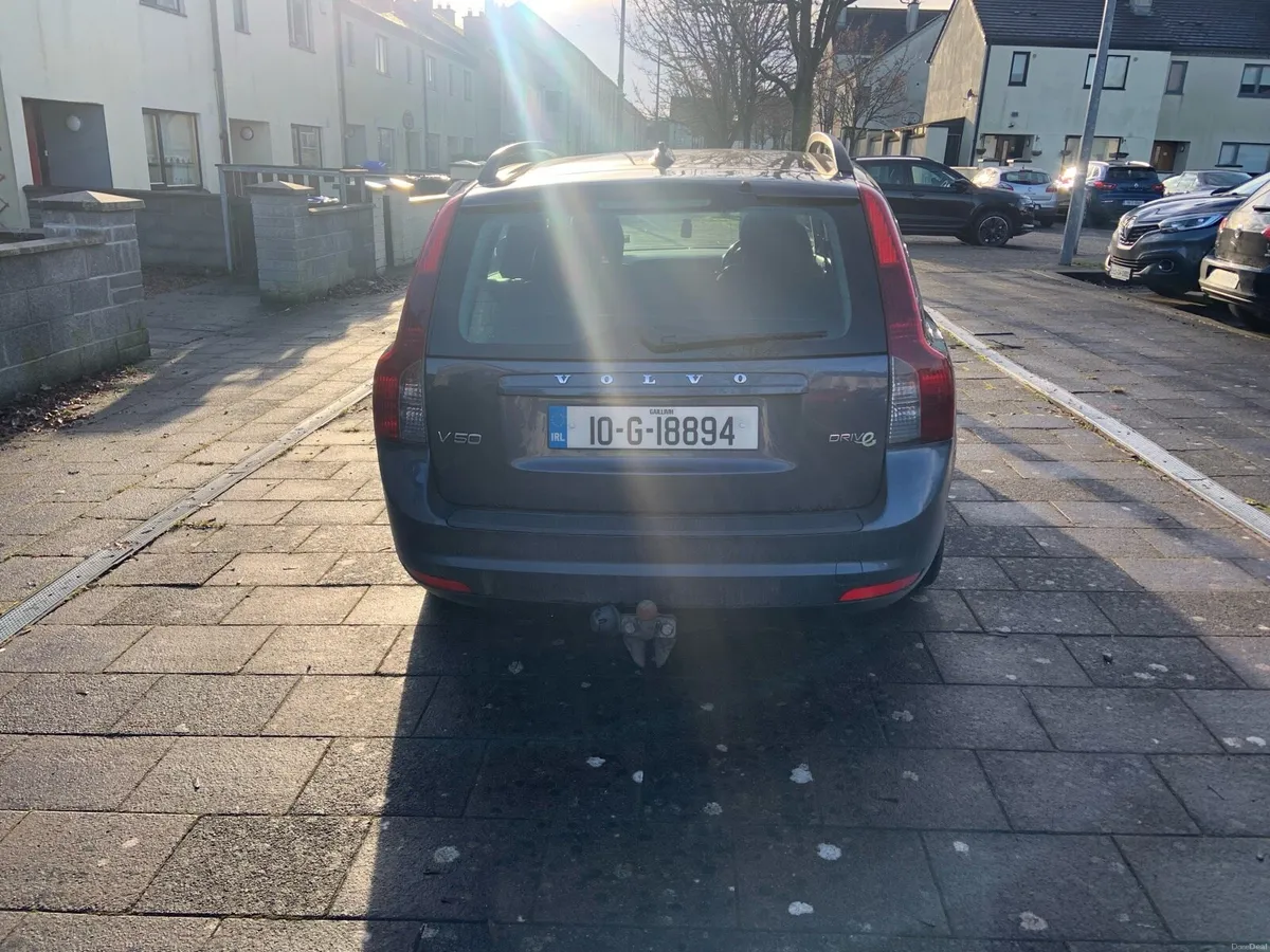 Volvo V50 estate 2010 1.6 diesel - Image 4