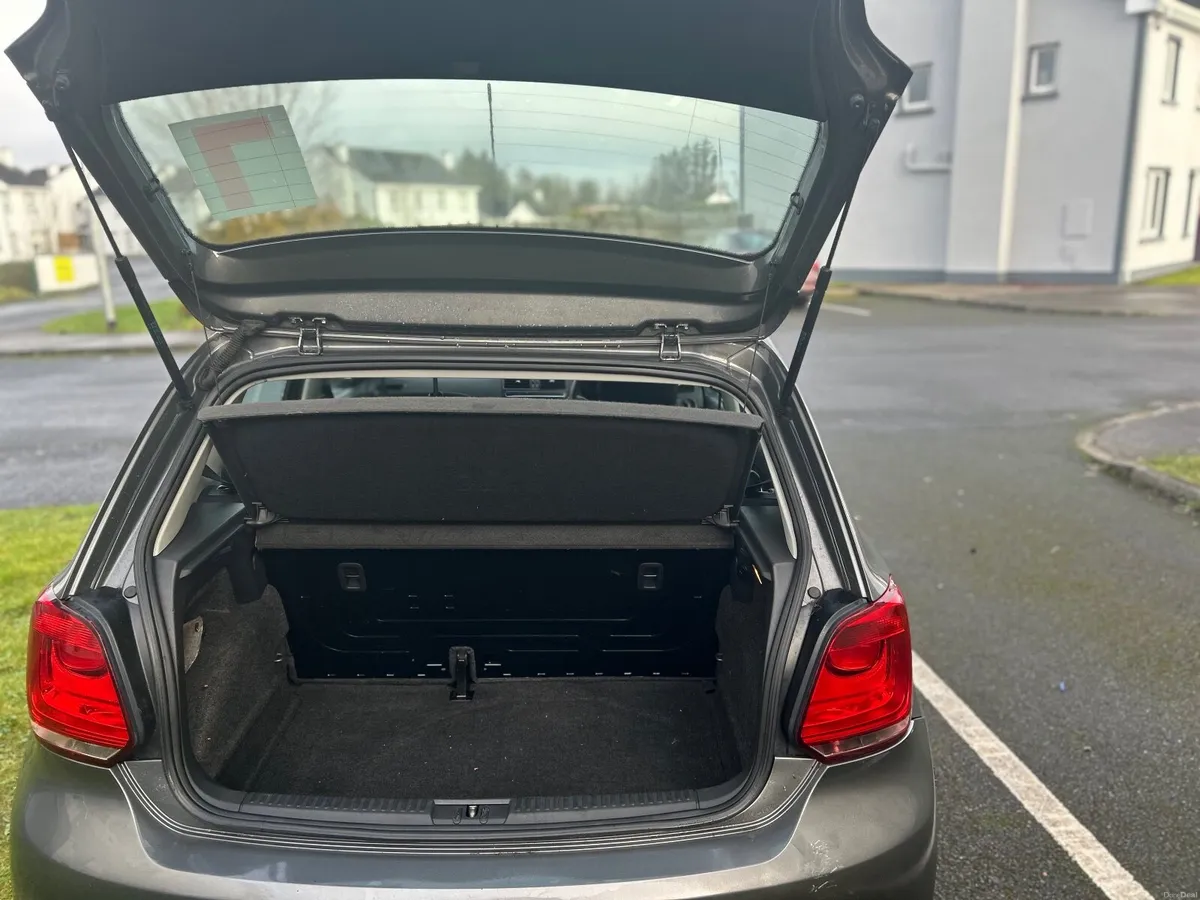 Volkswagen Polo 2010 - Image 4