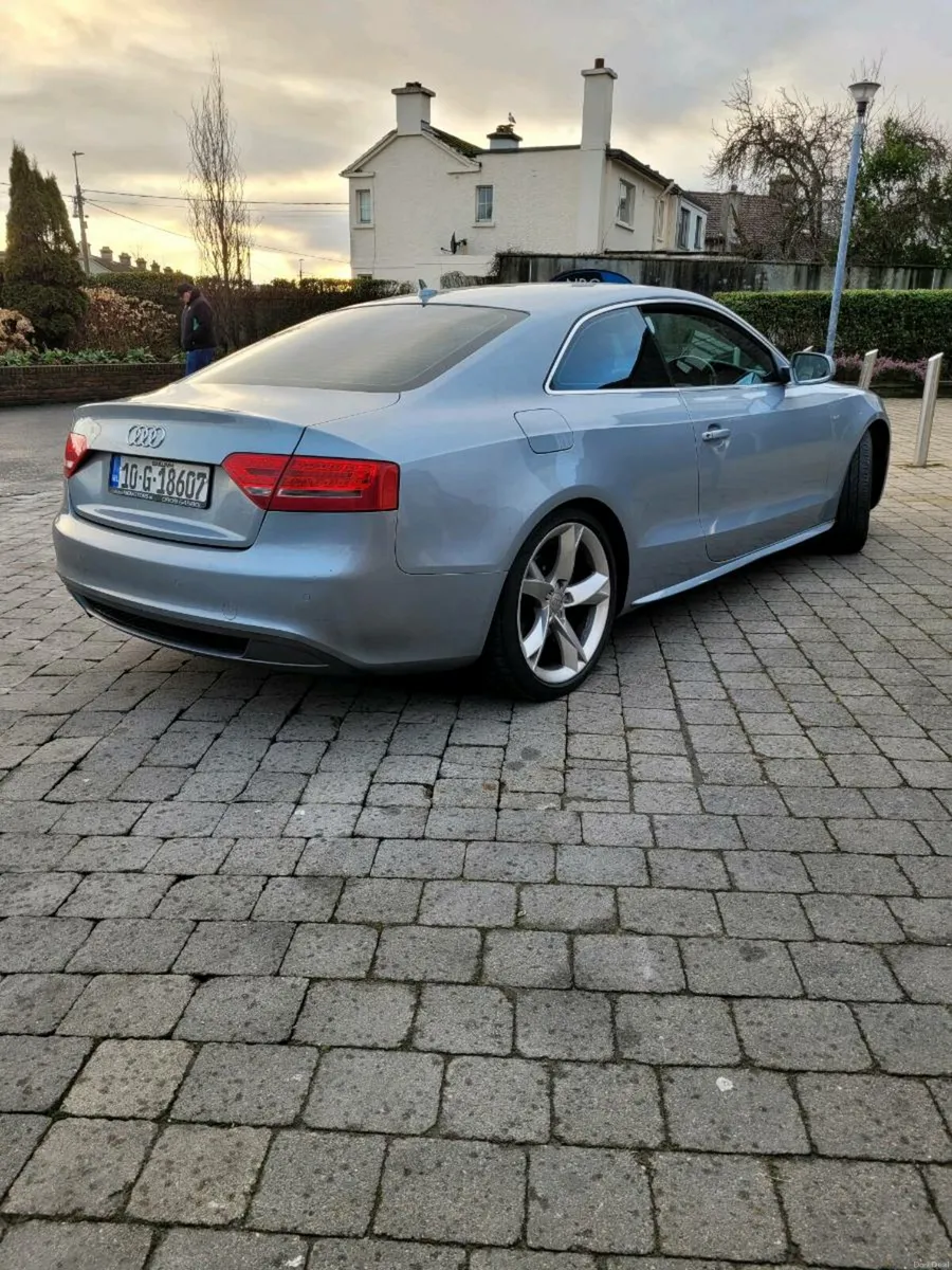 Audi A5 TDI 2.0 2010 - 200hp - Image 2