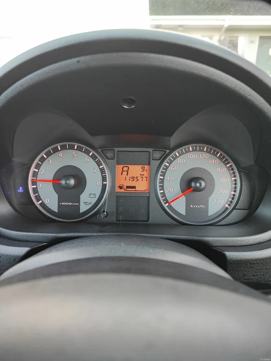 Mitsubishi Colt 2010 - Image 2