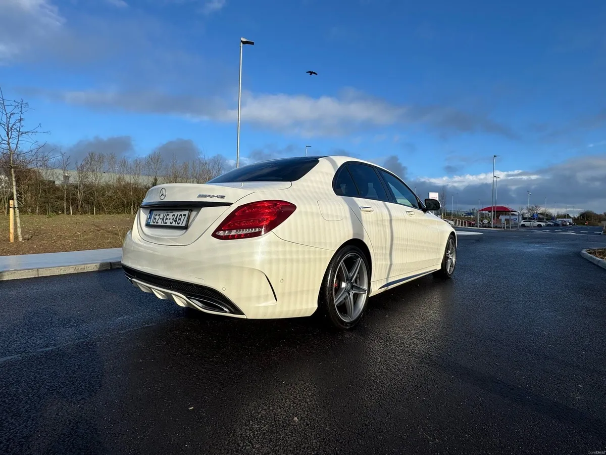 Mercedes Benz C250 D AMG Line Premium 4DR Auto - Image 2