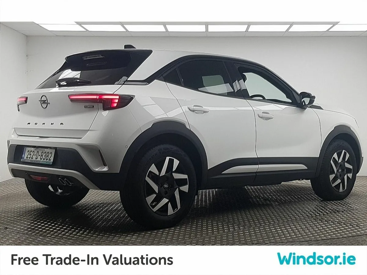 Opel Mokka Elegance Hybrid 136 bhp - Image 3