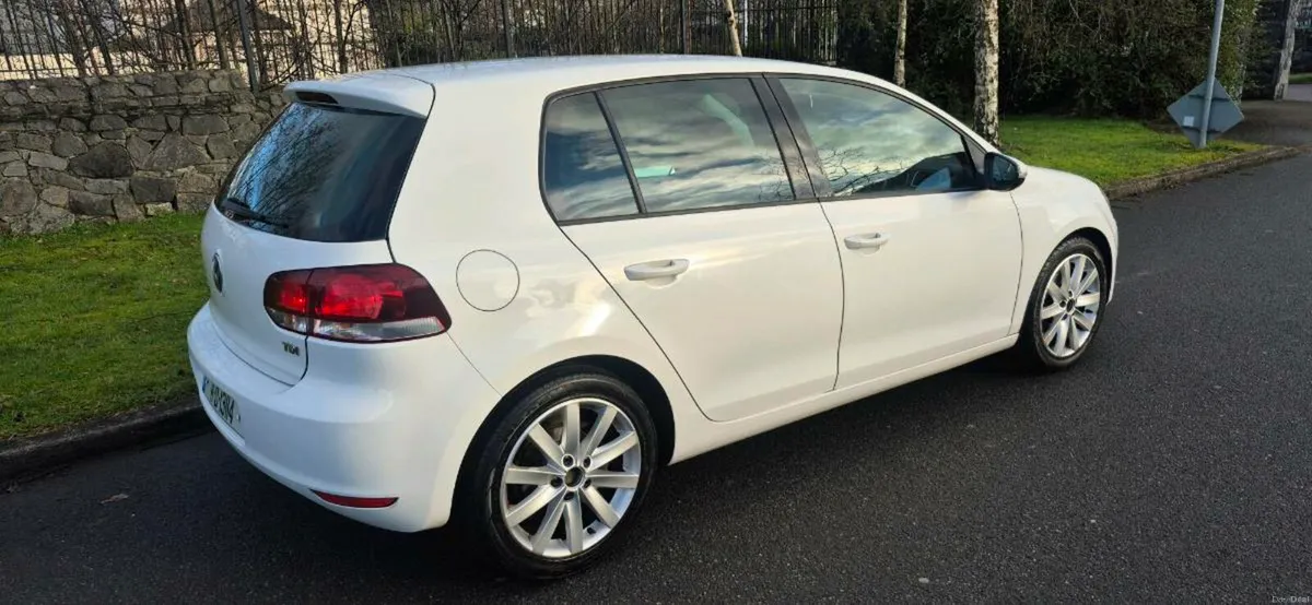 2011 volkswagon golf highline nctd and taxed - Image 3