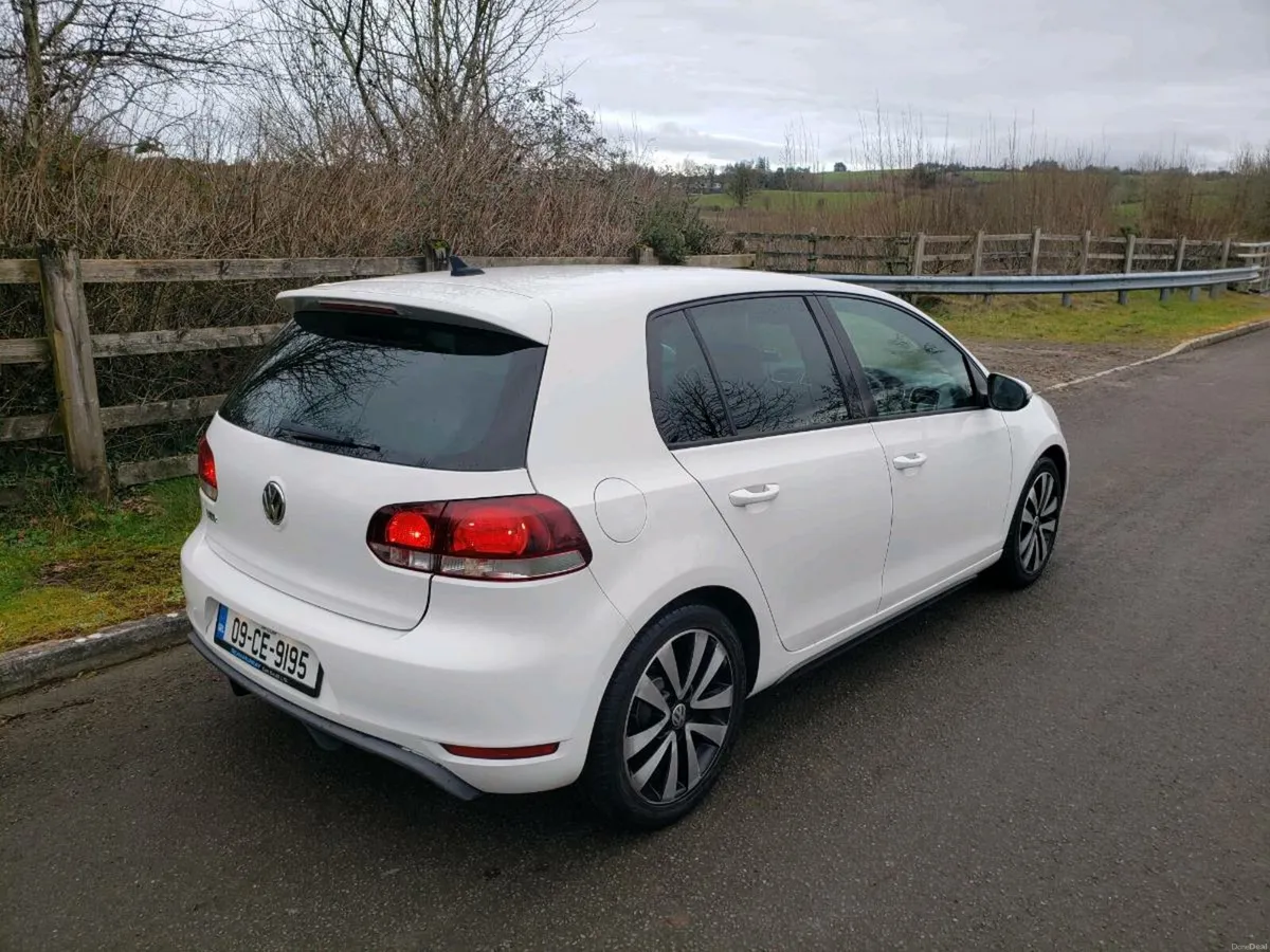 2009 Volkswagen Golf GTD 2.0 TDI - Image 2