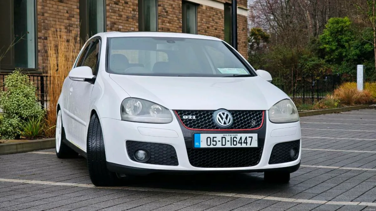 VW Golf MK5 GTI Manual - Image 1