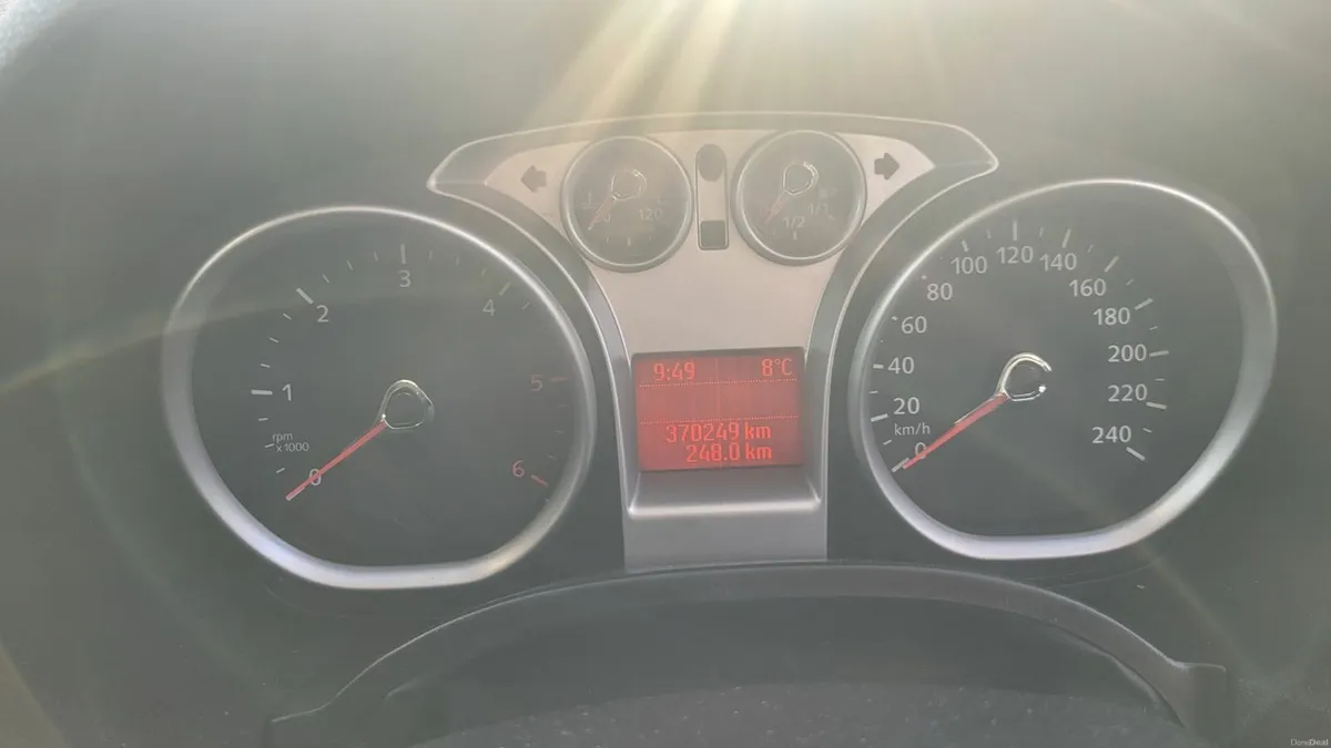 Ford Kuga 2010 - Image 2