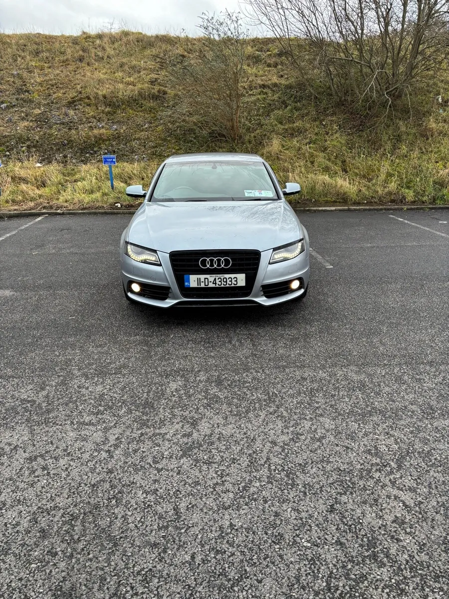 Audi A4 S-Line 2011 - Image 2