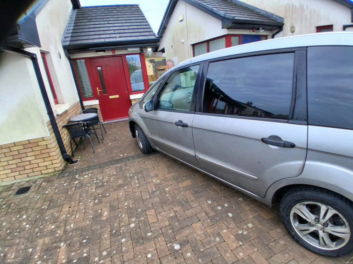 FORD GALAXY Diesel - Image 4