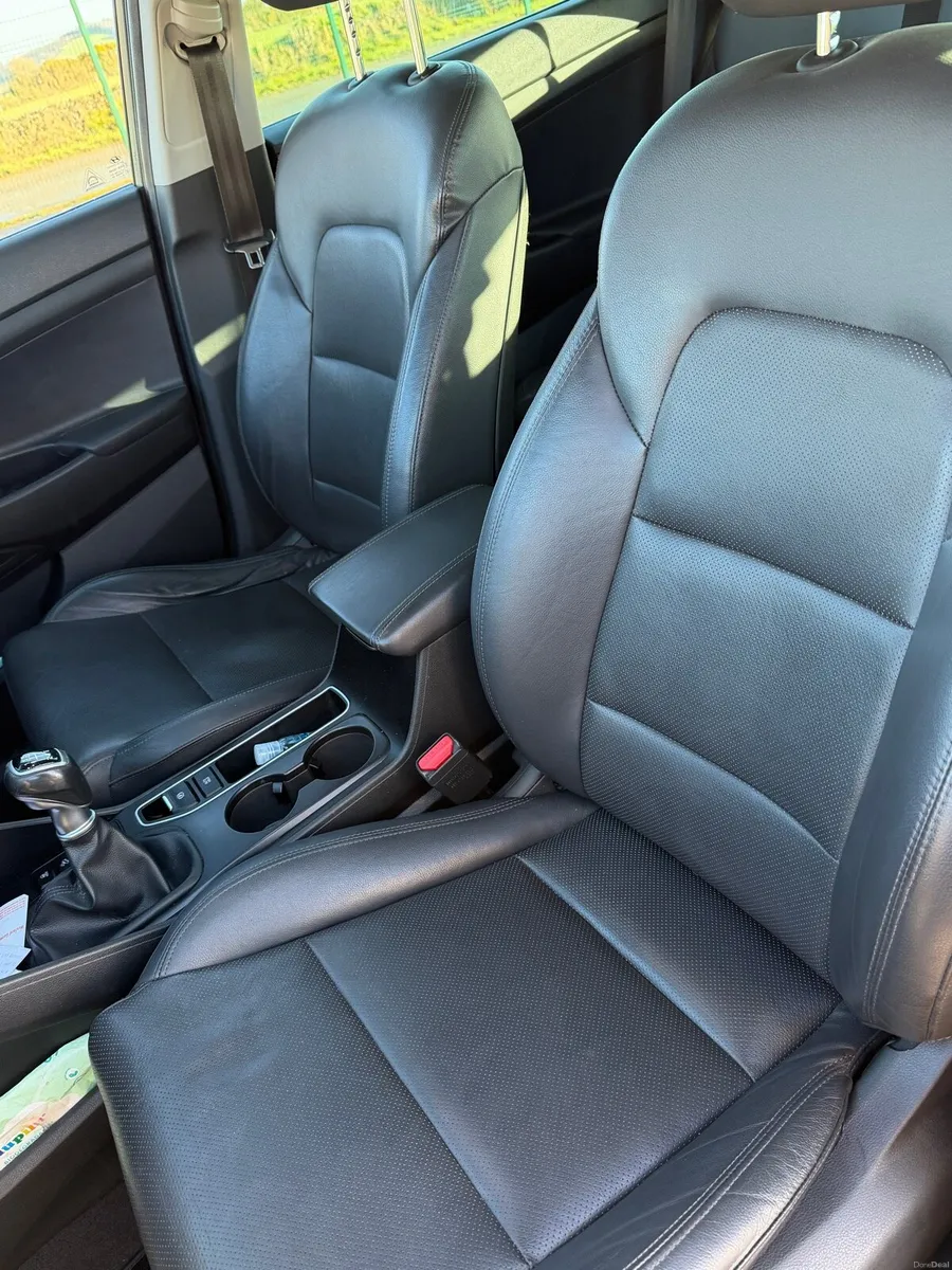 Hyundai tucson - Image 3