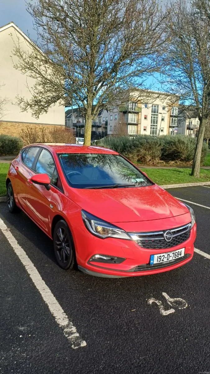 Opel Astra 1.6 CDTI 110PS NCT Till 09-07-2027 - Image 2