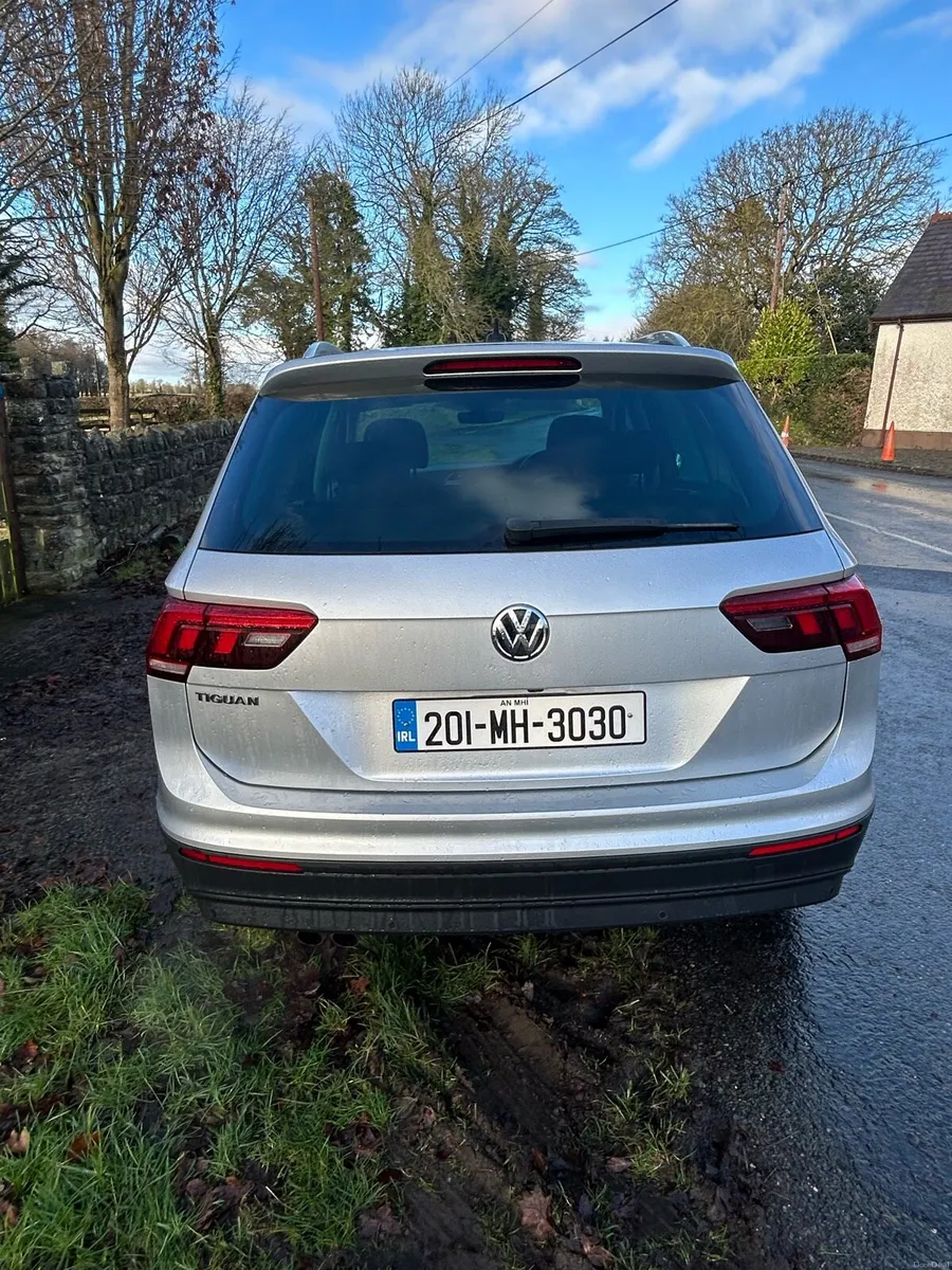 Volkswagen Tiguan - Image 4