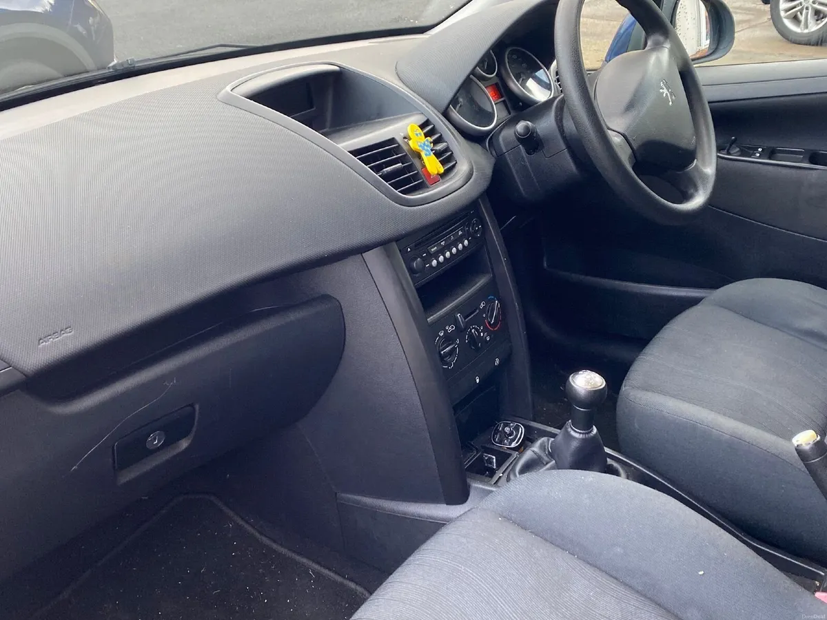 Peugeot 207 2009 - Image 4