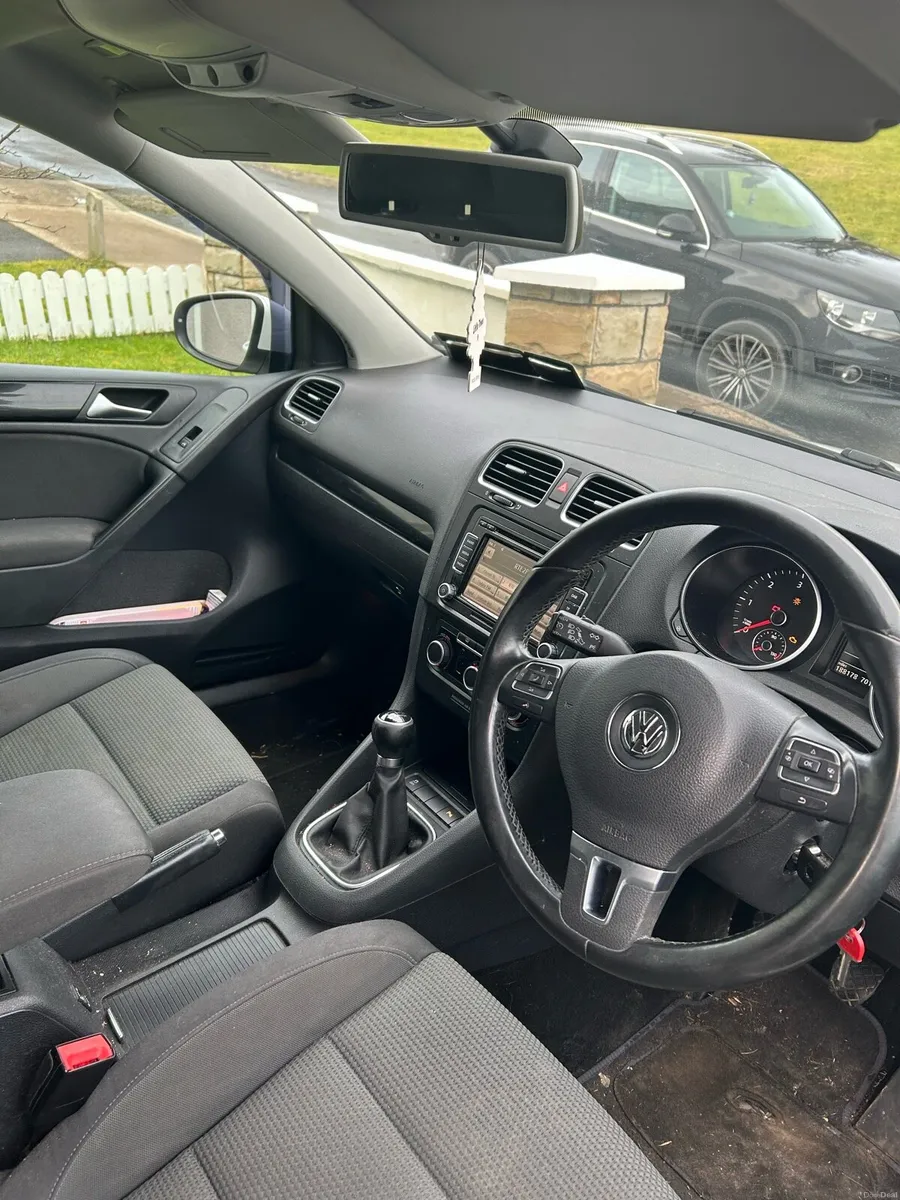 2011 golf 2.0 tdi - Image 2