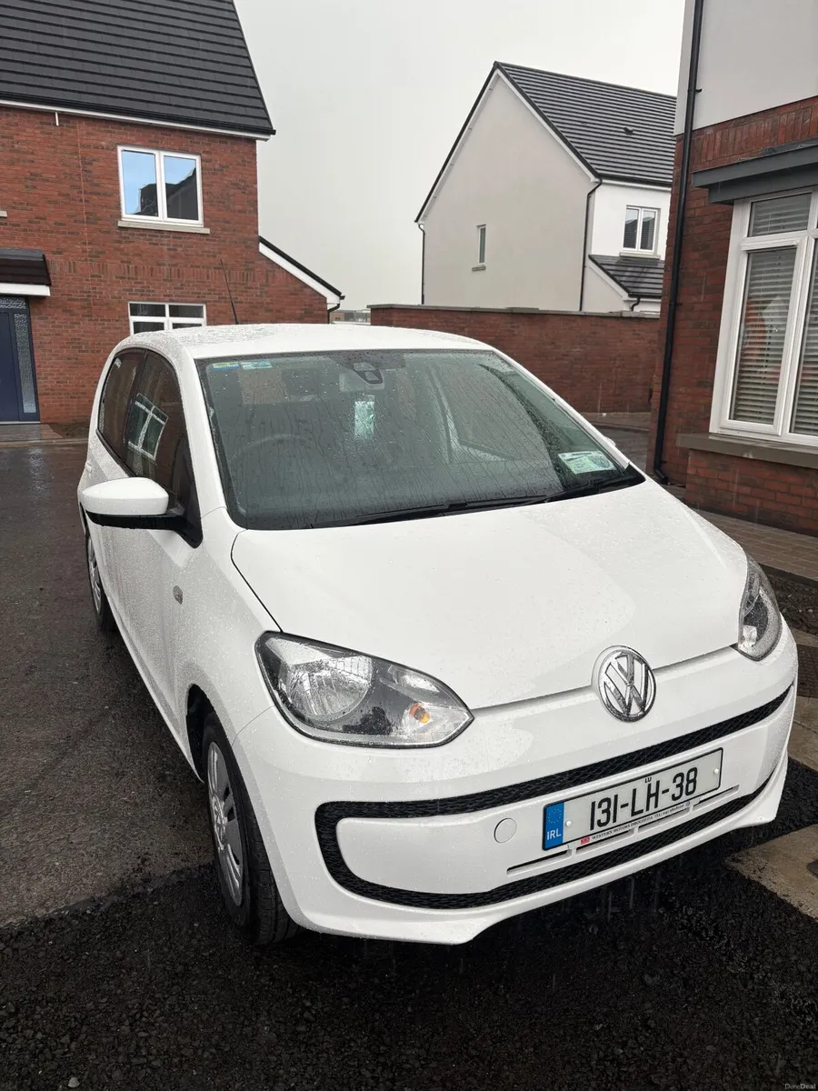 Volkswagen up! 2013 - Image 1