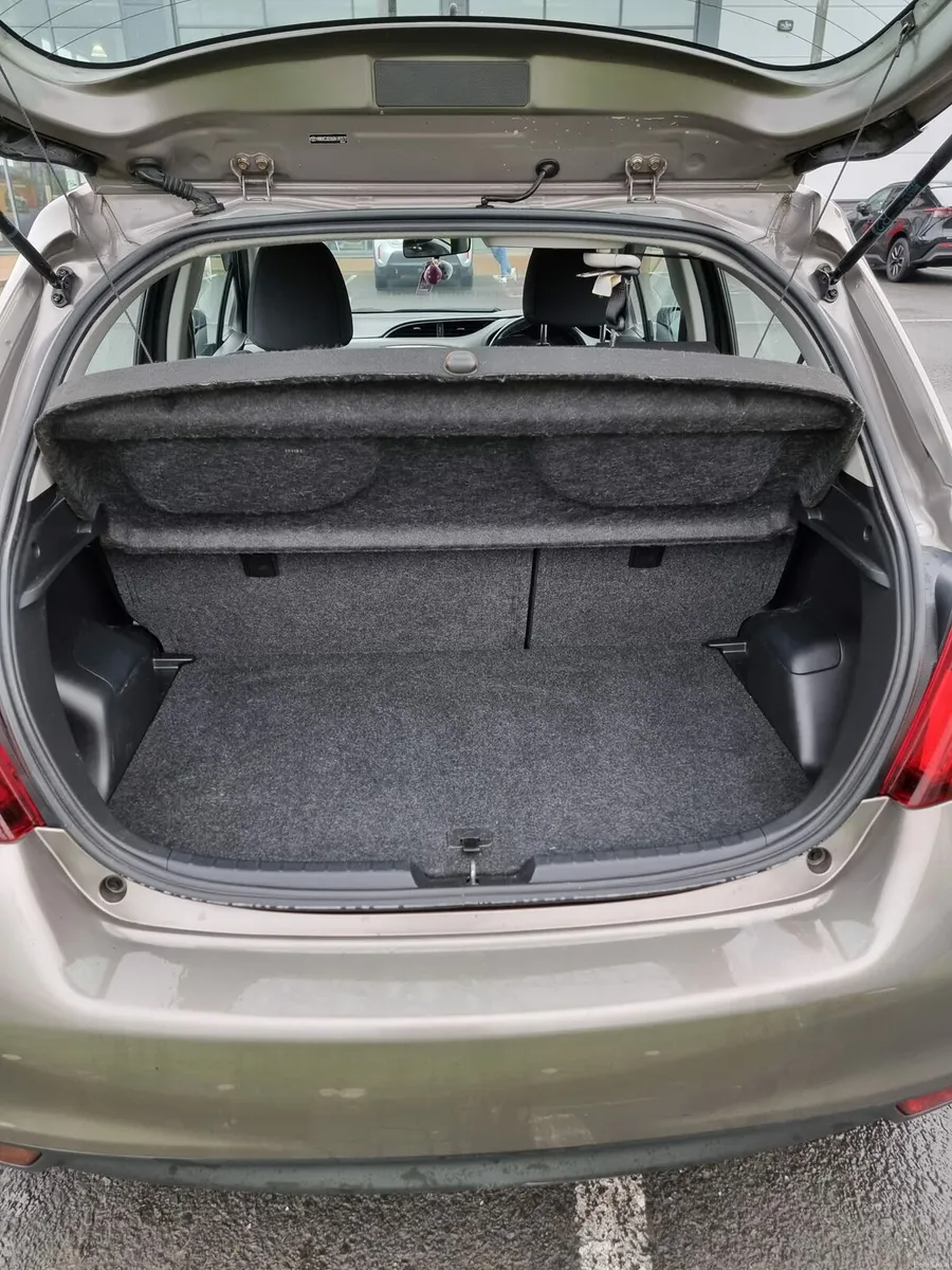 Toyota Yaris Luna 1.4 Diesel 2016 - Image 3