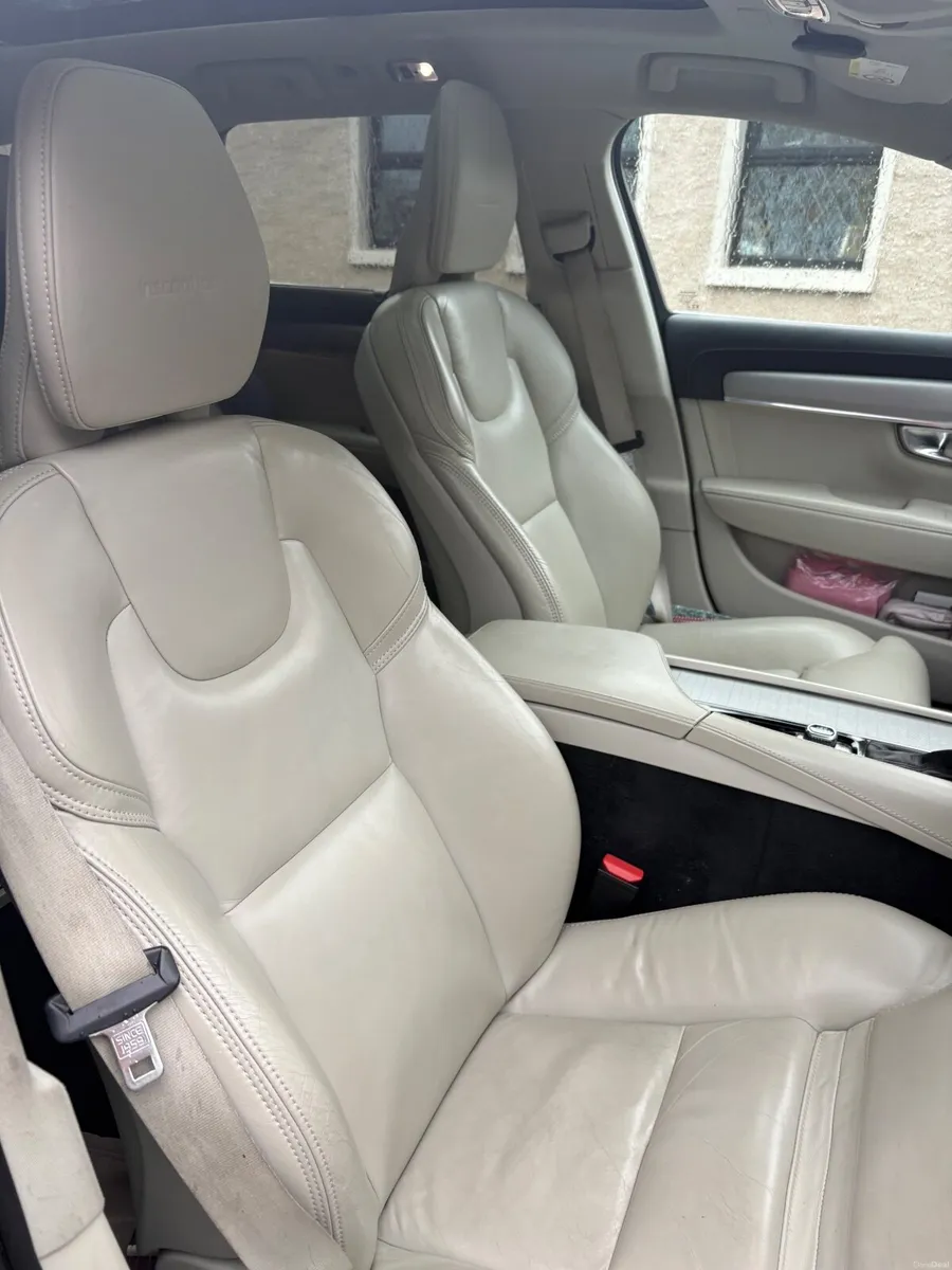 Volvo V90 2019 - Image 2