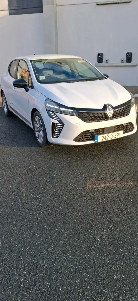 Renault  clio - Image 1