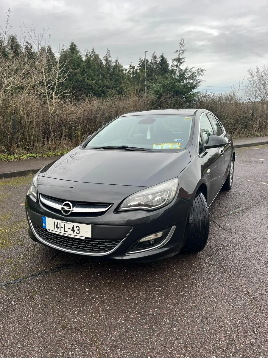 Opel Astra 2014 - Image 3