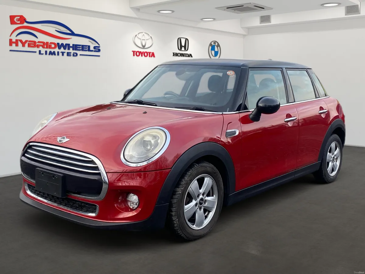 Mini Cooper 2015 - Image 1