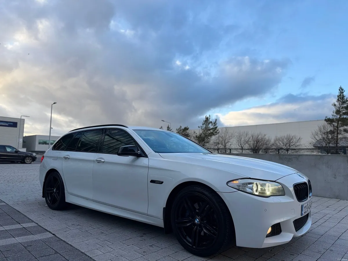 Bmw 520D F11 M-Sport Automatic Mint - Image 3