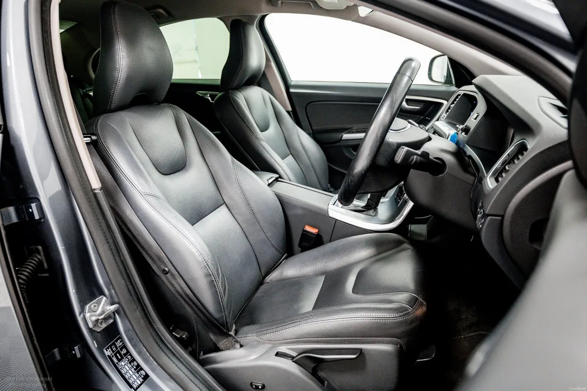 VOLVO S60 D2 NCT 28 new TB - Image 2