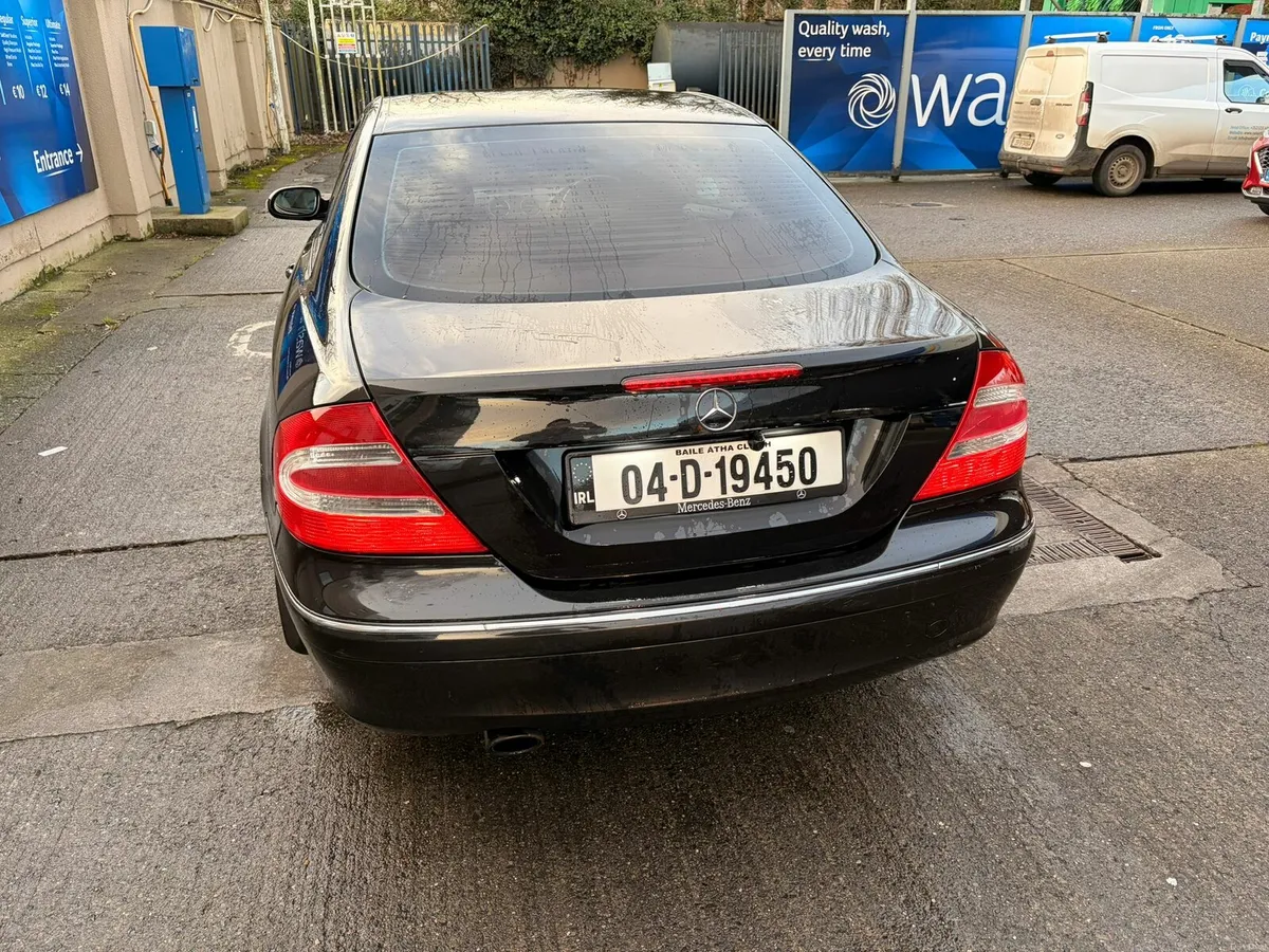 Mercedes CLK low mileage ncted - Image 3