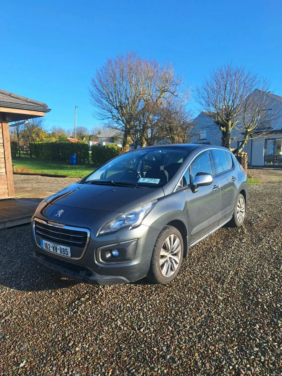 162 Peugeot 3008 (sunroof) - Image 1