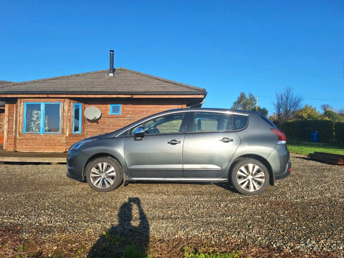 162 Peugeot 3008 (sunroof) - Image 4