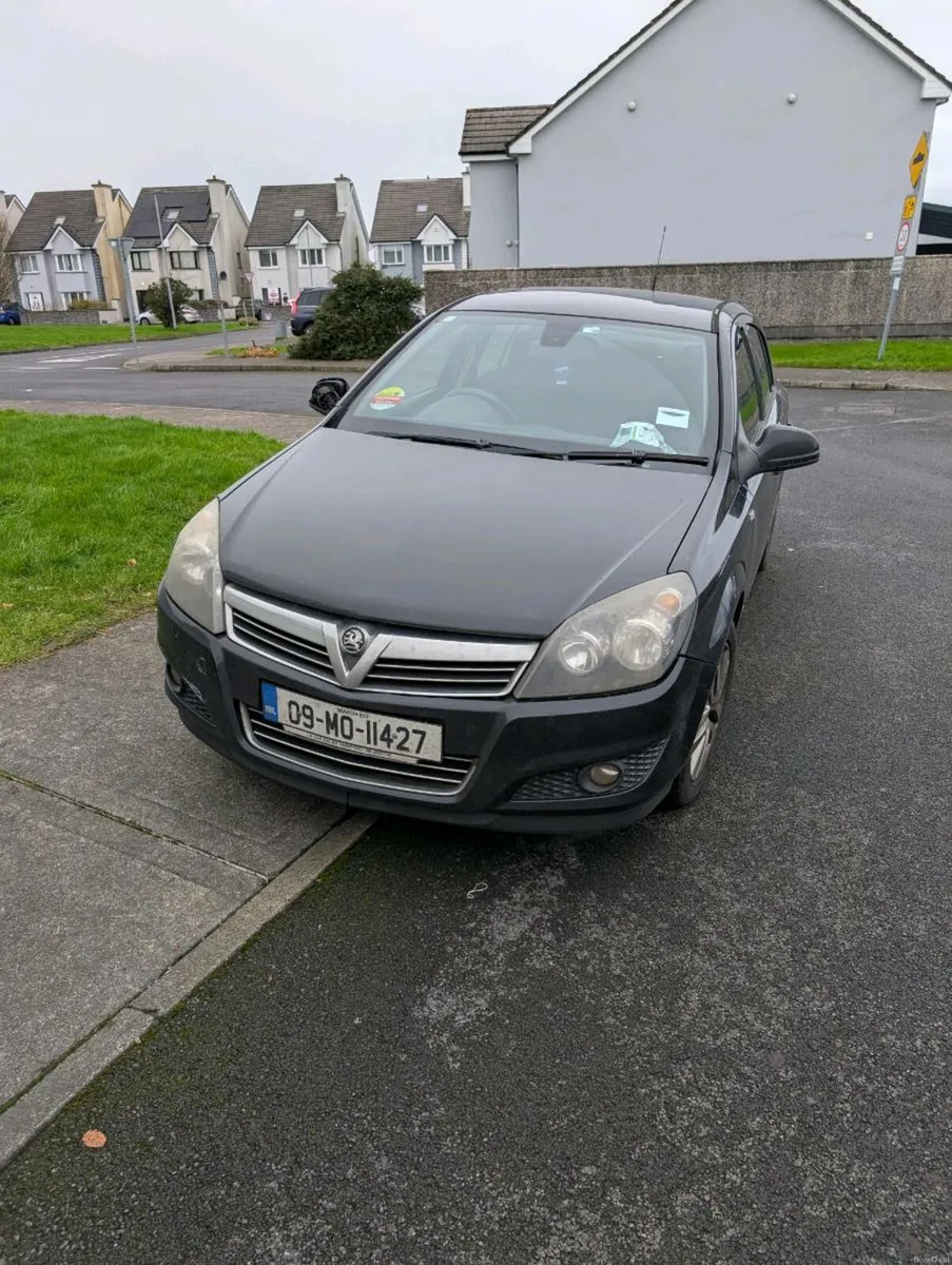 2009 Vauxhall Astra for Parts - Image 2