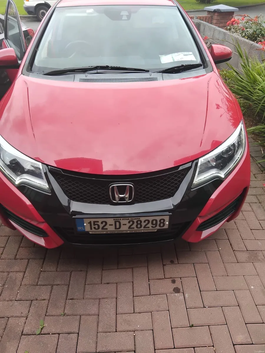 Honda Civic 2015 - Image 1