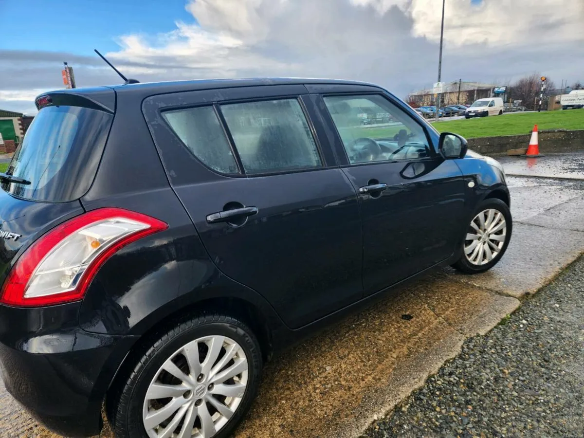 Suzuki Swift 1.2 GLX - Image 4