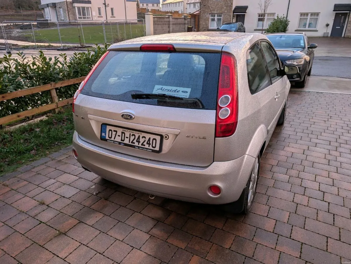 2007 Ford Fiesta - Image 3