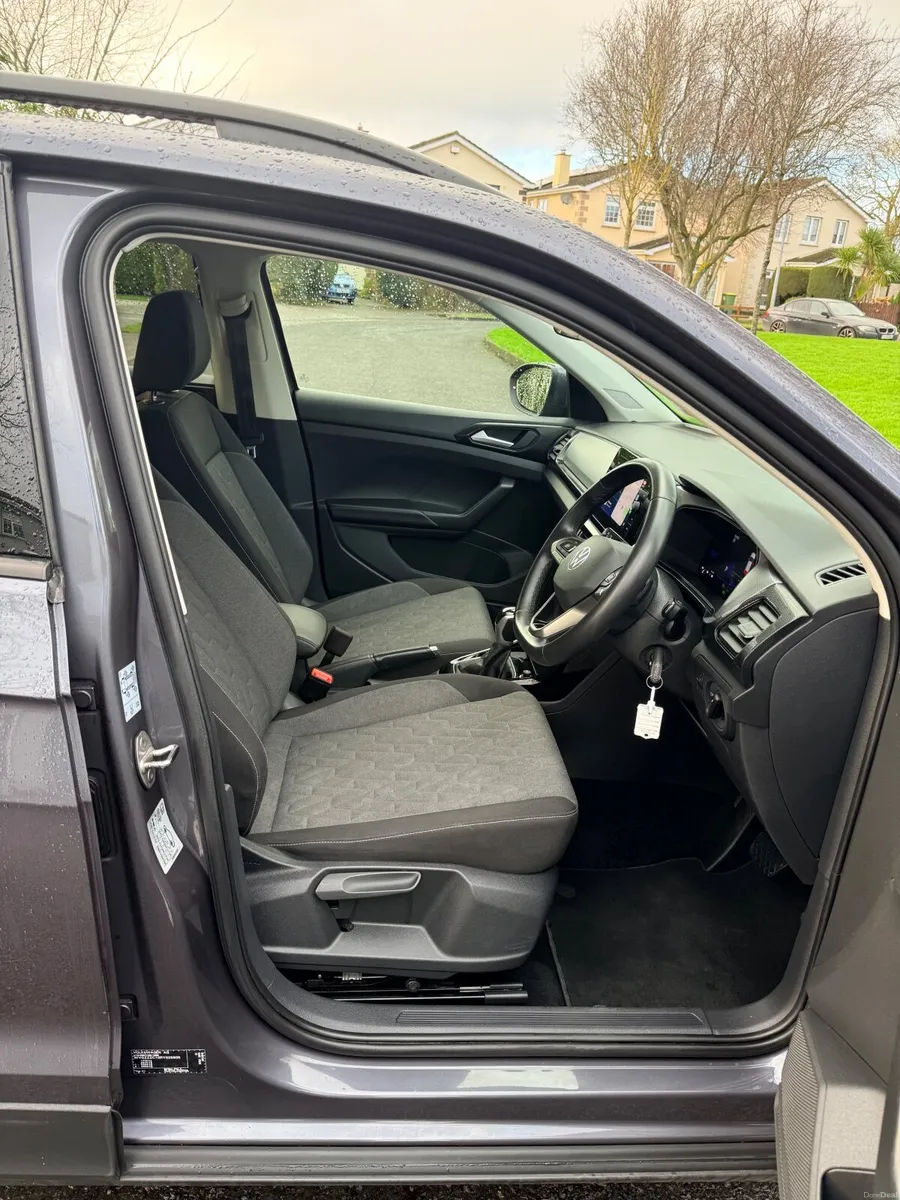 Volkswagen T-Cross 2024 - Image 3