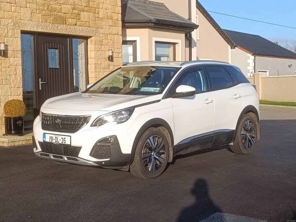 2019 Peugeot 3008 ALLURE LOW MILEAGE - Image 1