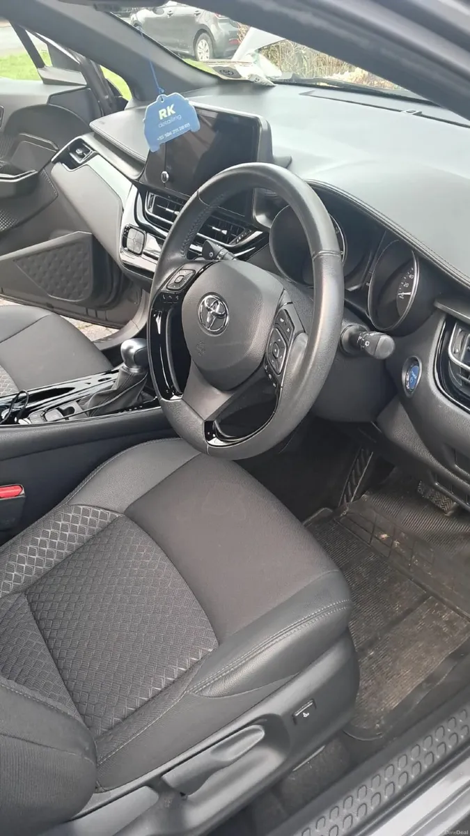 Toyota C-HR 2022 - Image 4