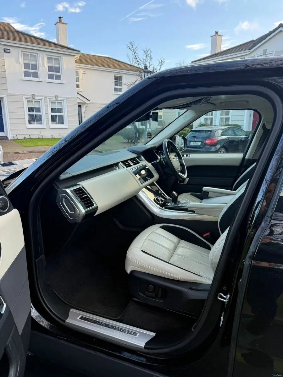 2020 Range Rover Sport 2.0 P400e HSE – Immaculate - Image 4