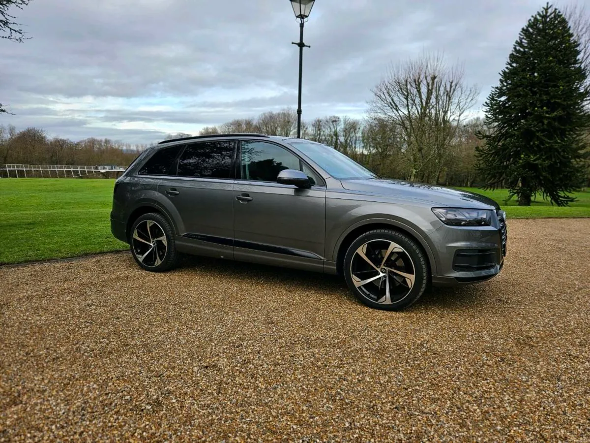 AUDI Q7 3.0 D  7 SEATER - Image 4